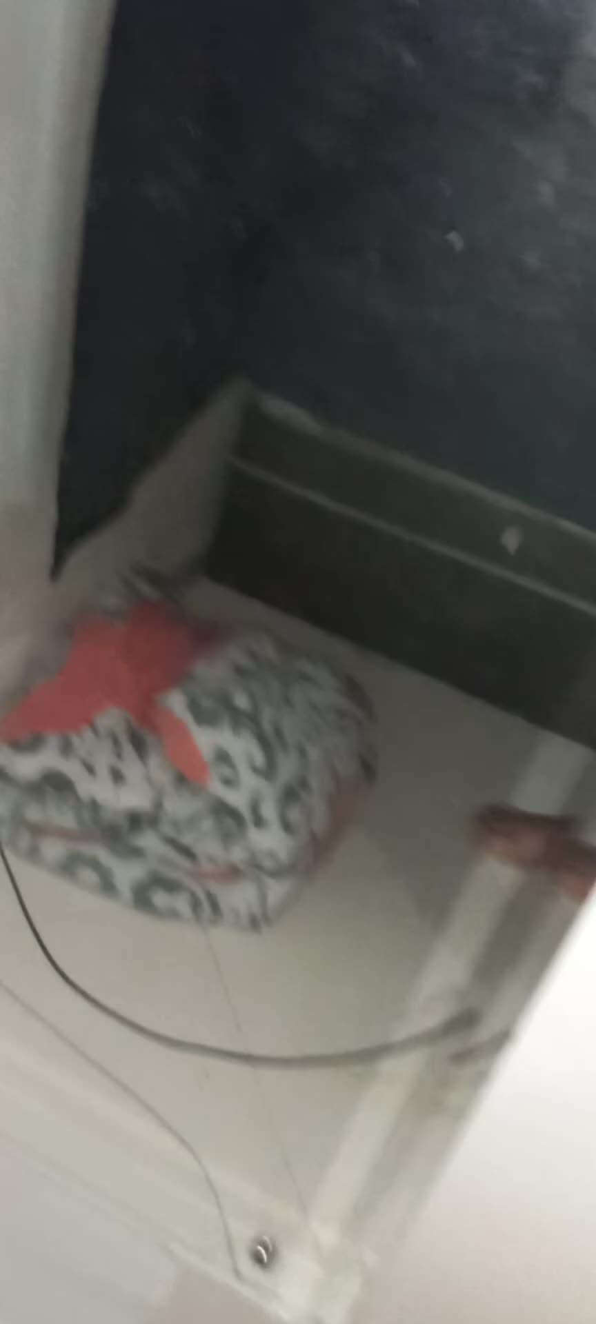 Exibicionismo sensual em frente ao espelho