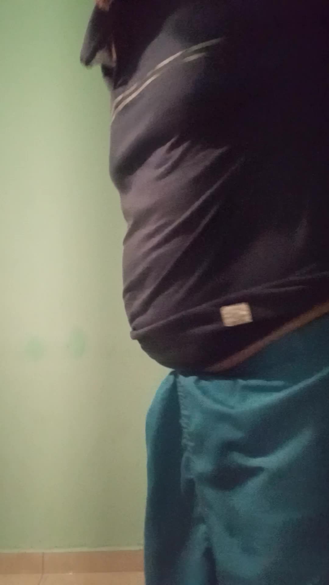 Prazer anal e masturbação com Ademir