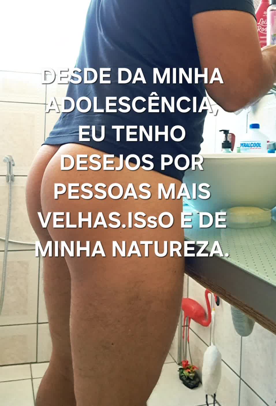 Exibicionismo e voyeurismo no banheiro