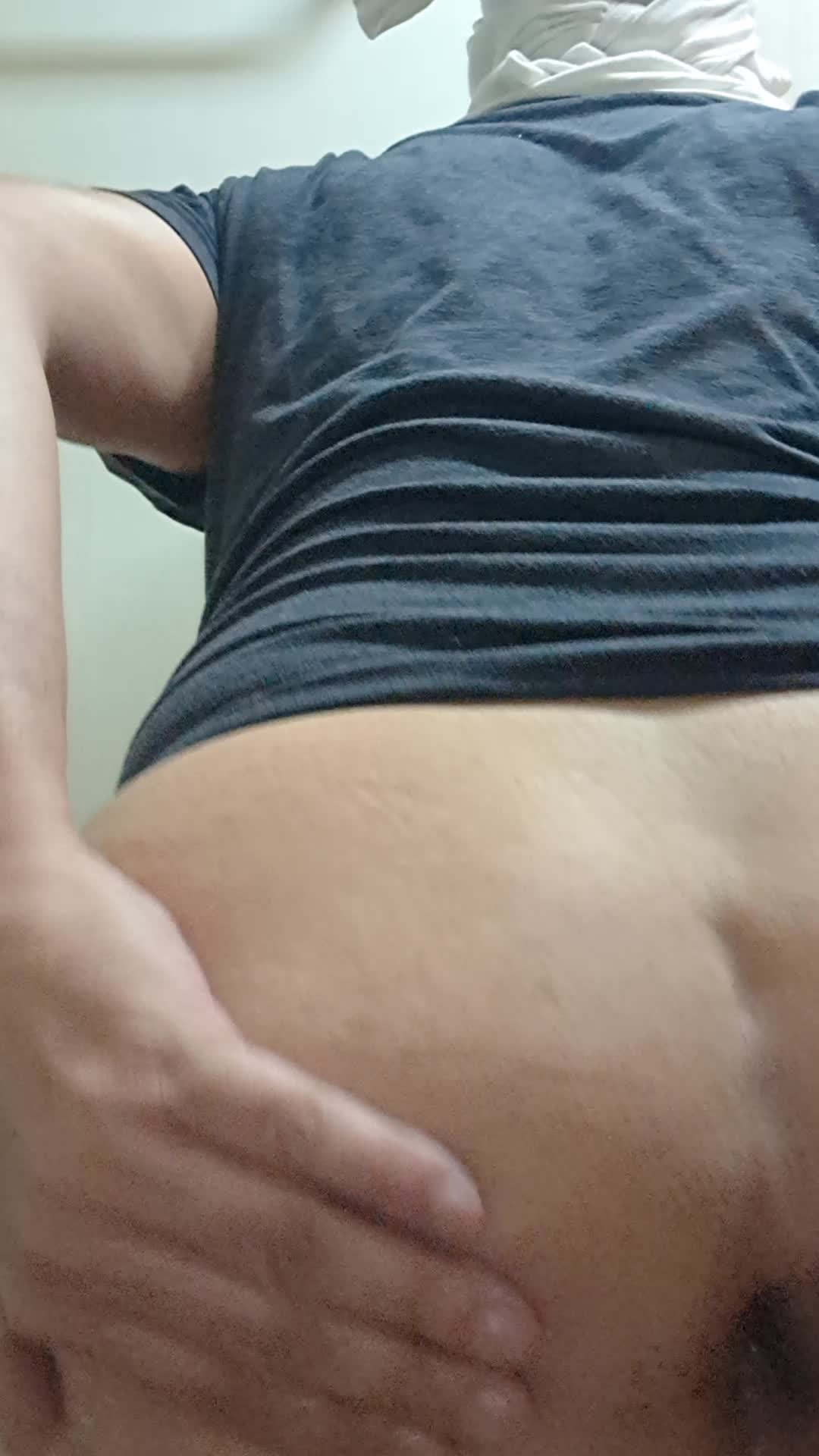 Vídeo gay de anal, toque e exploração