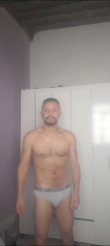 Masturbação e sensualidade masculina em vídeo caseiro
