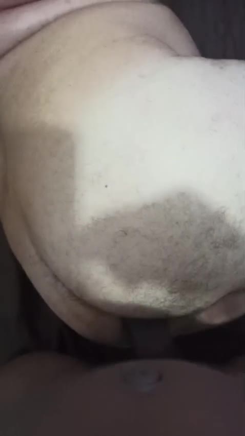 Prazer anal com dildo e brinquedos sexuais