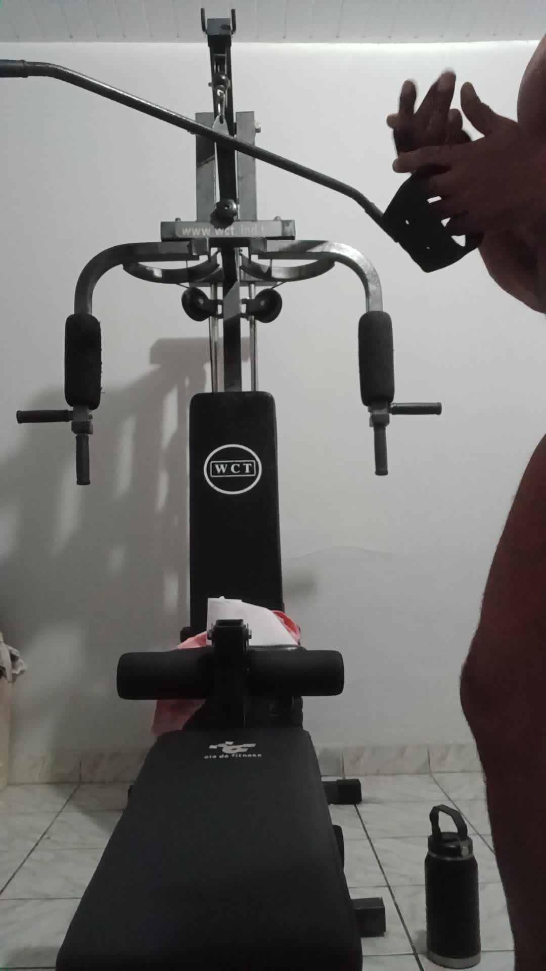 Musculação, exercício físico, academia