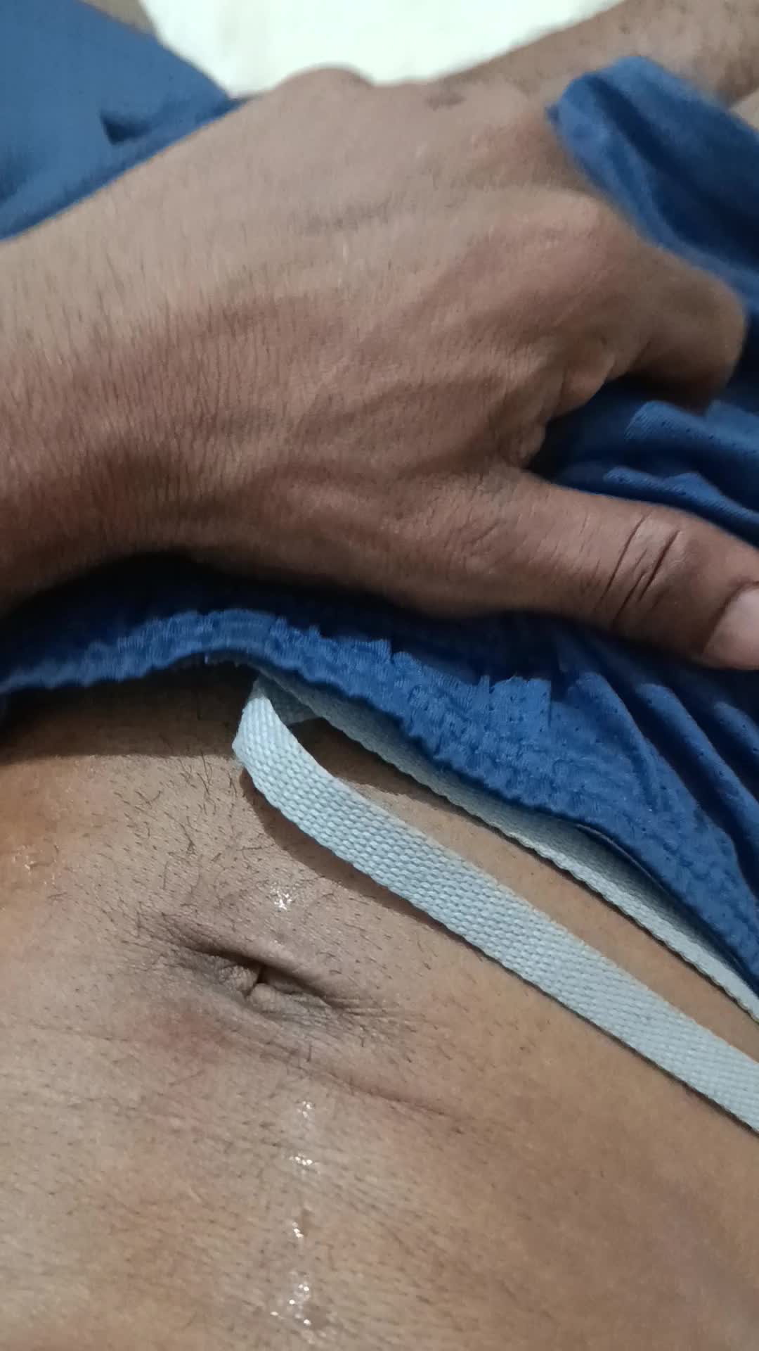 Masturbação e shorts sensuais