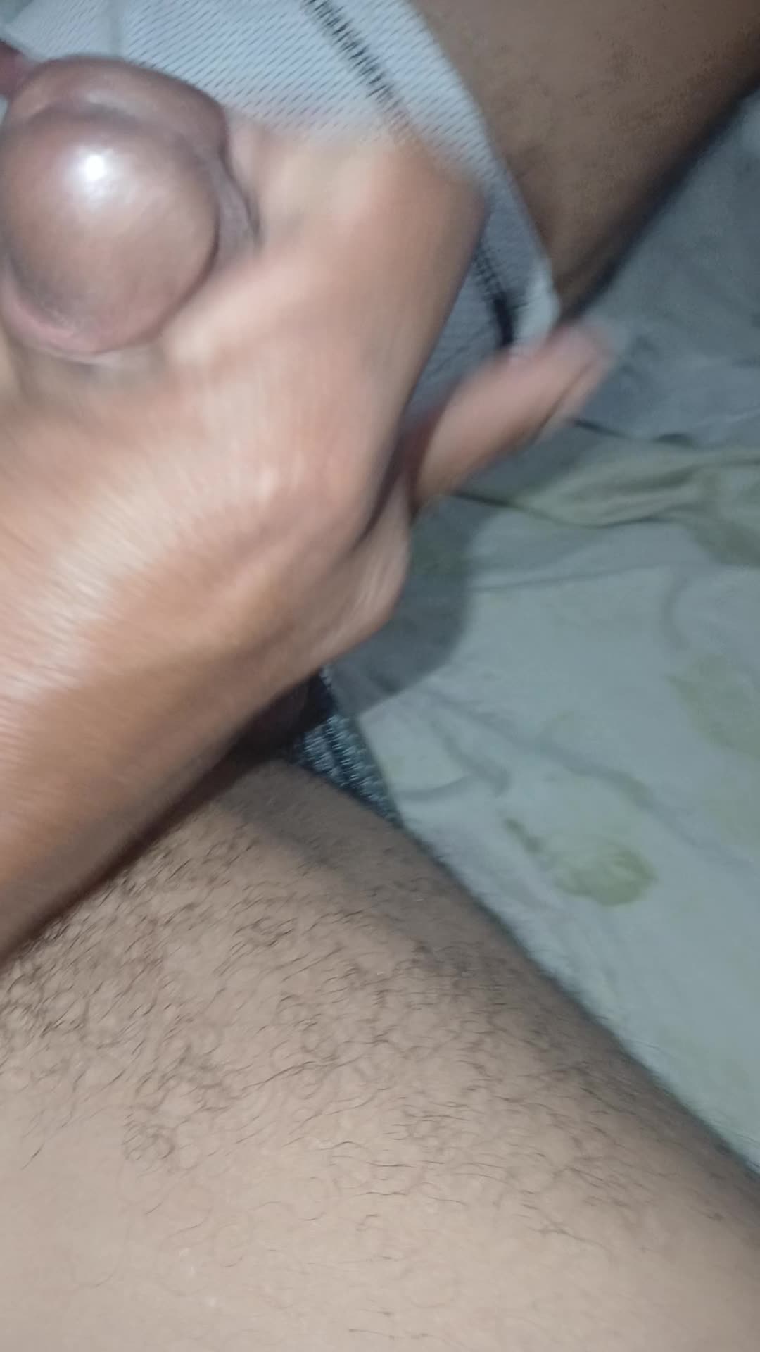 Masturbação, dedada, underwear branco e vídeo caseiro