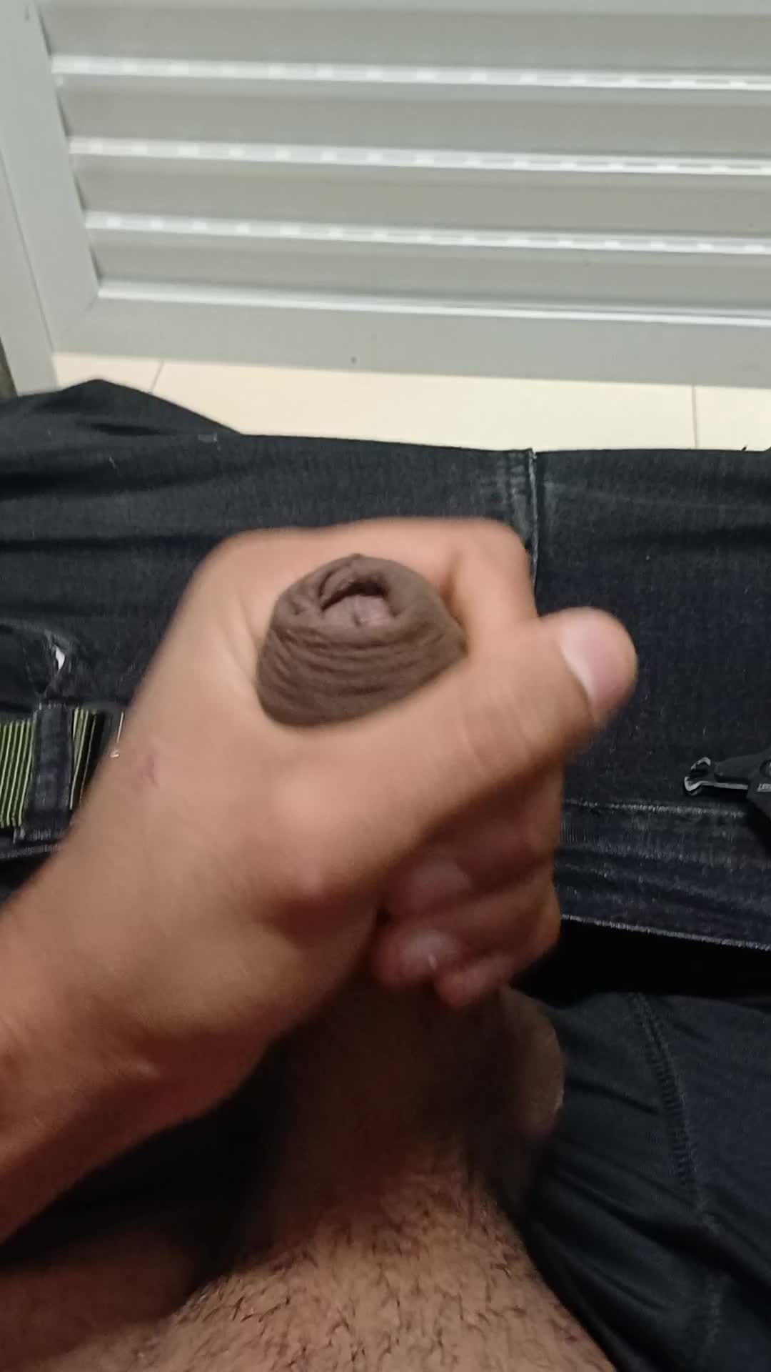 masturbação solo pauzão gigante