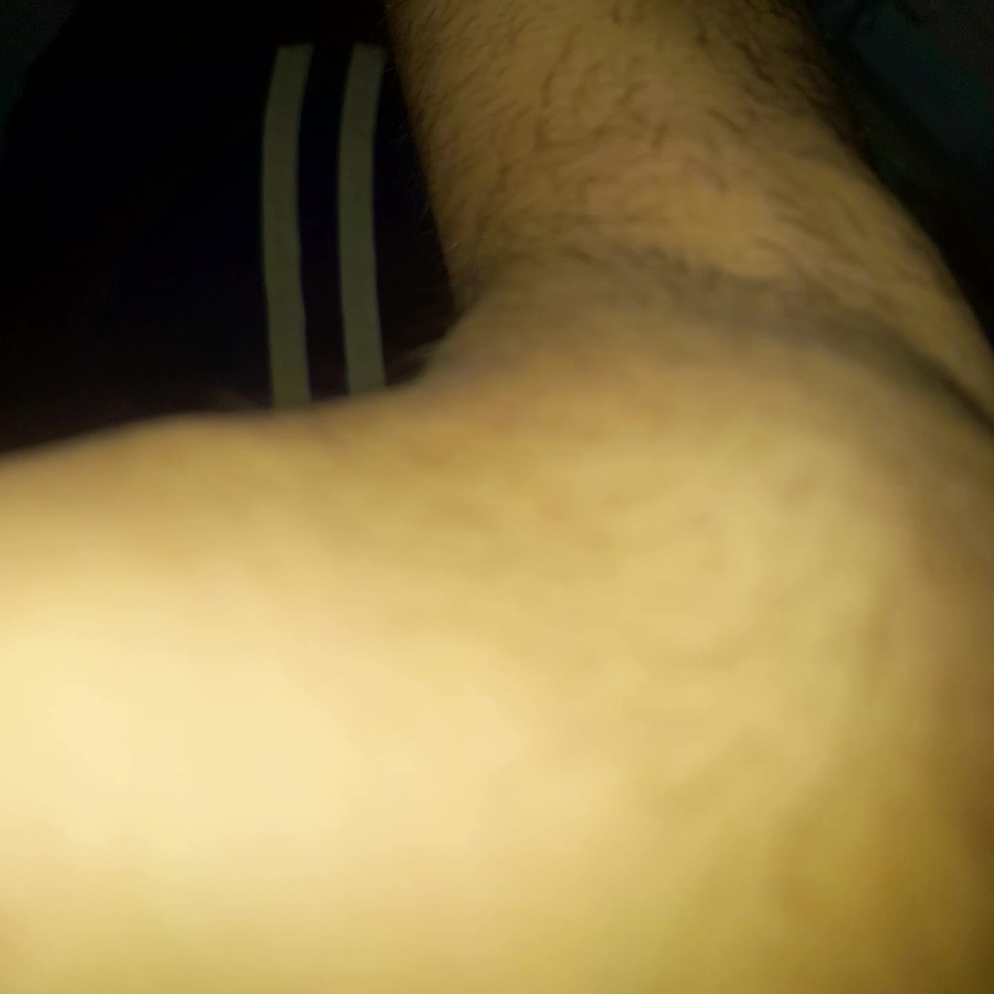Bunda, masturbação anal e dedos
