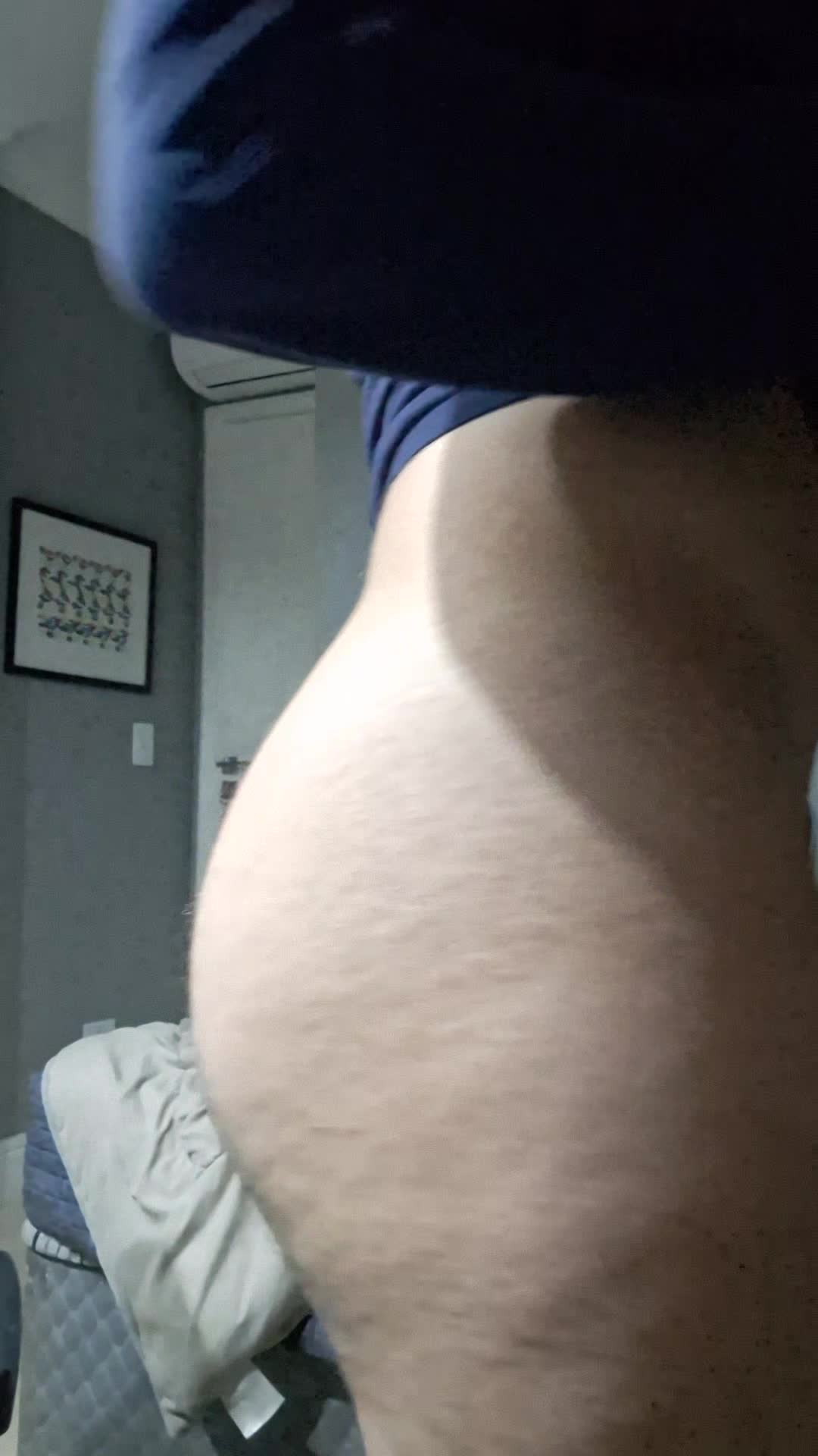 Bundas grandes e toque sensual