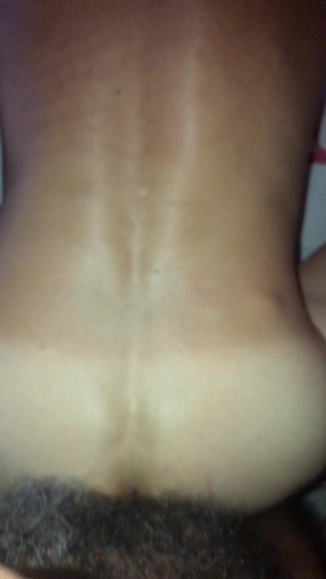 Prazer anal com pênis grande