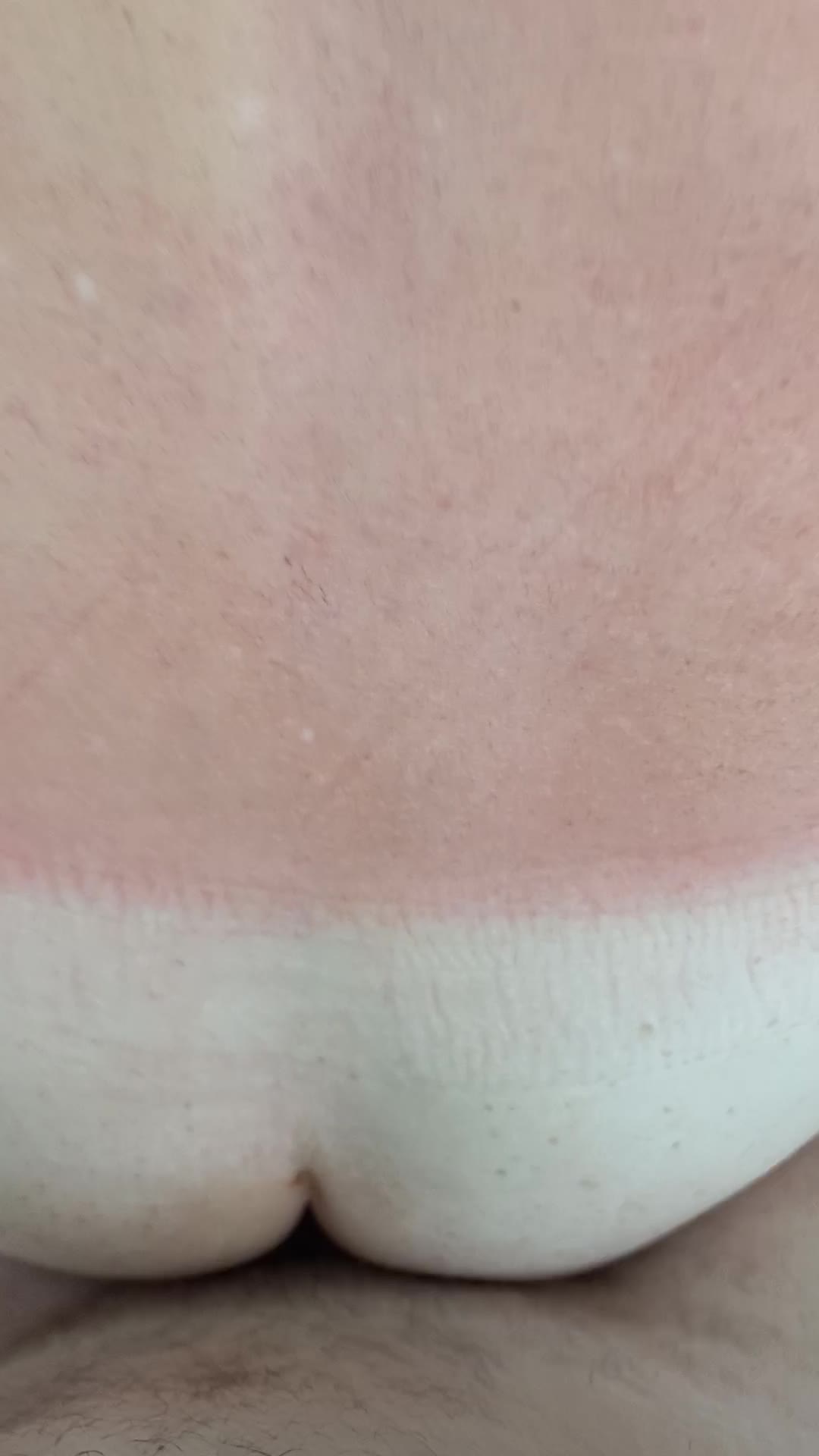 Ânus bronzeado em close, fetiches de ânus e bronzeado