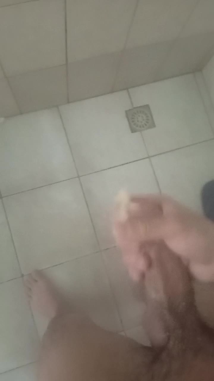 Membro em close, masturbação provocante