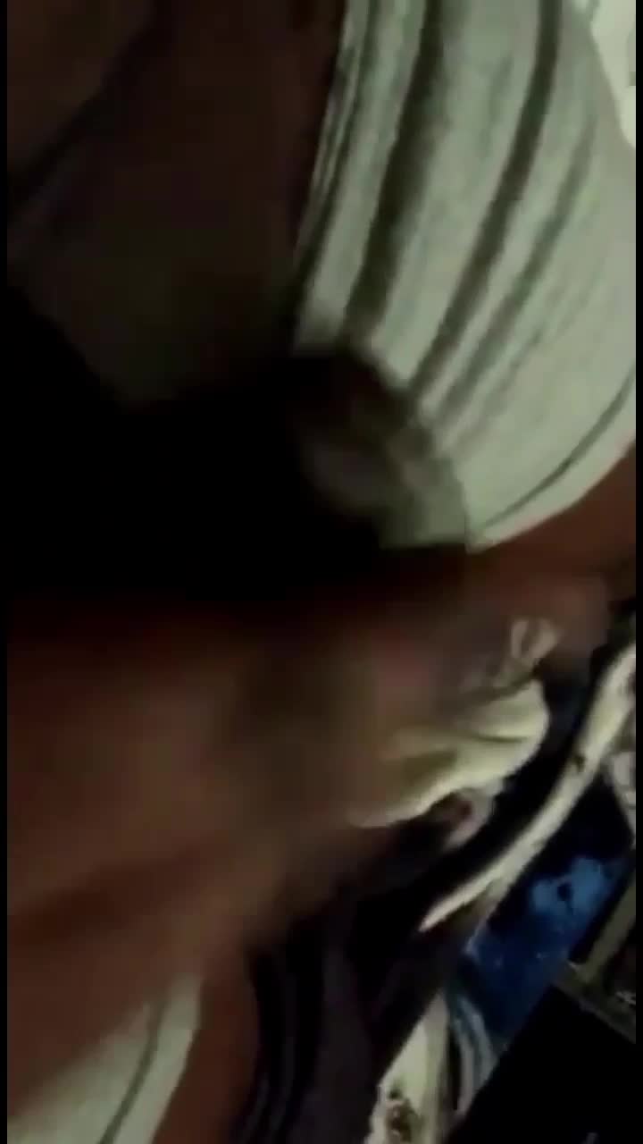 Masturbação sensual em close caseiro
