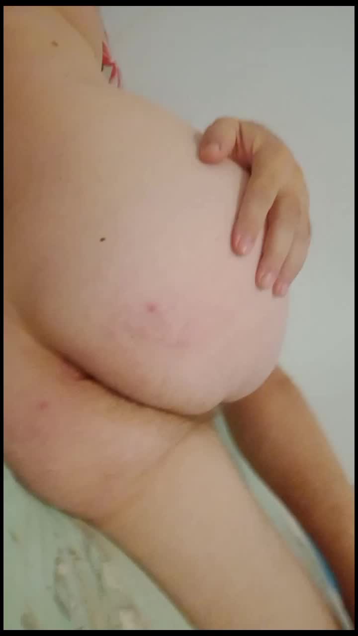 Masturbação e exibicionismo sensual