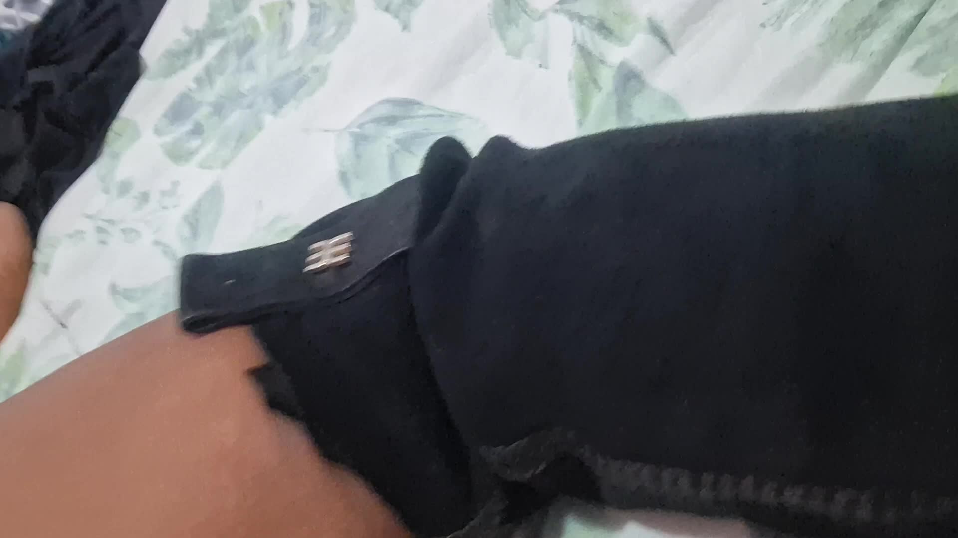 Lingerie branca e curvas sensuais provocantes