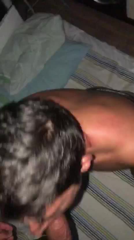 Boquete sensual entre homens