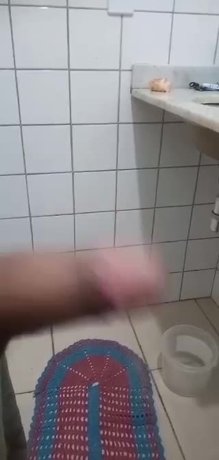 Masturbação com dedos em close sedutor