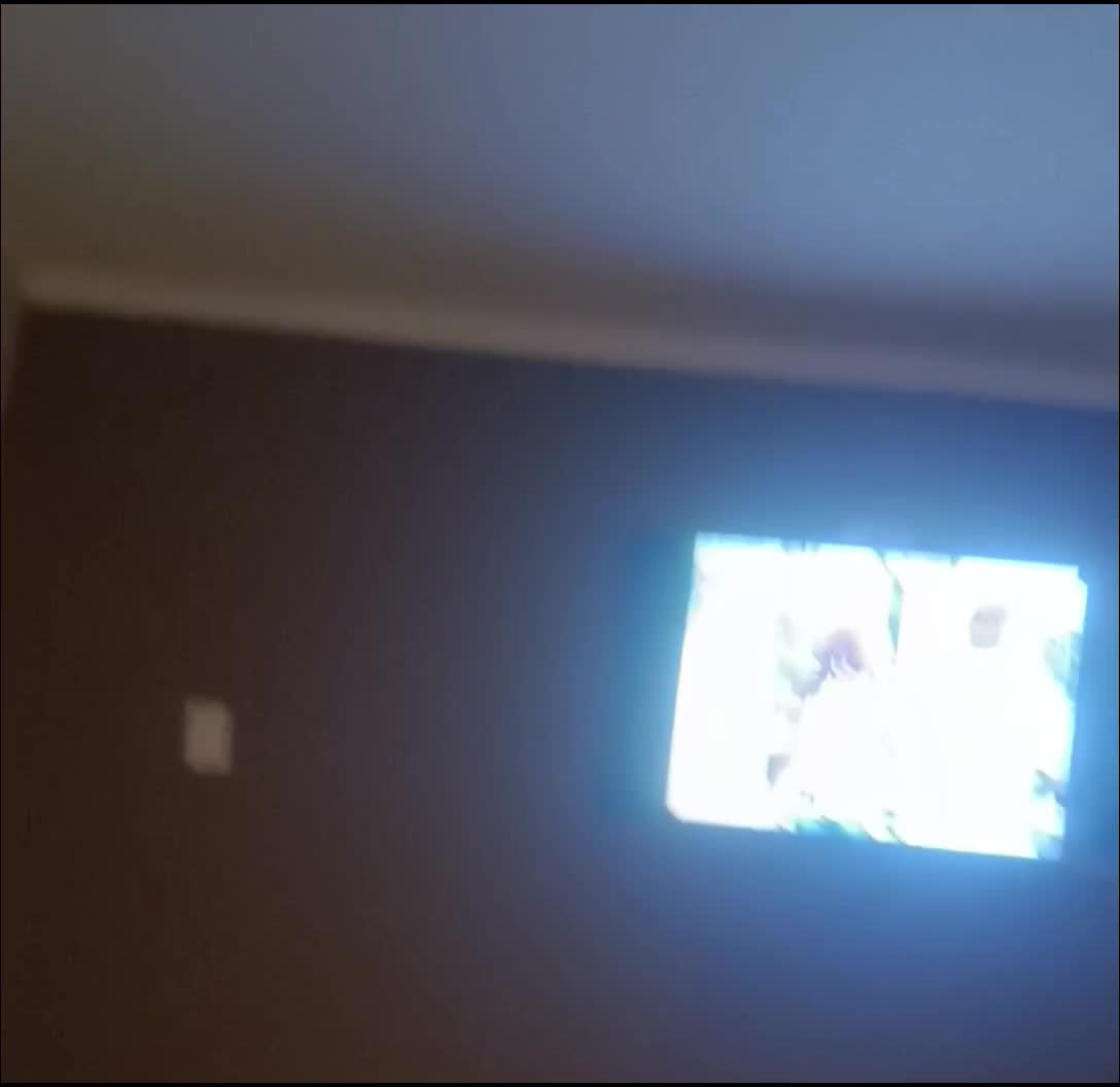 Posição invertida e voyeurismo na cama quente