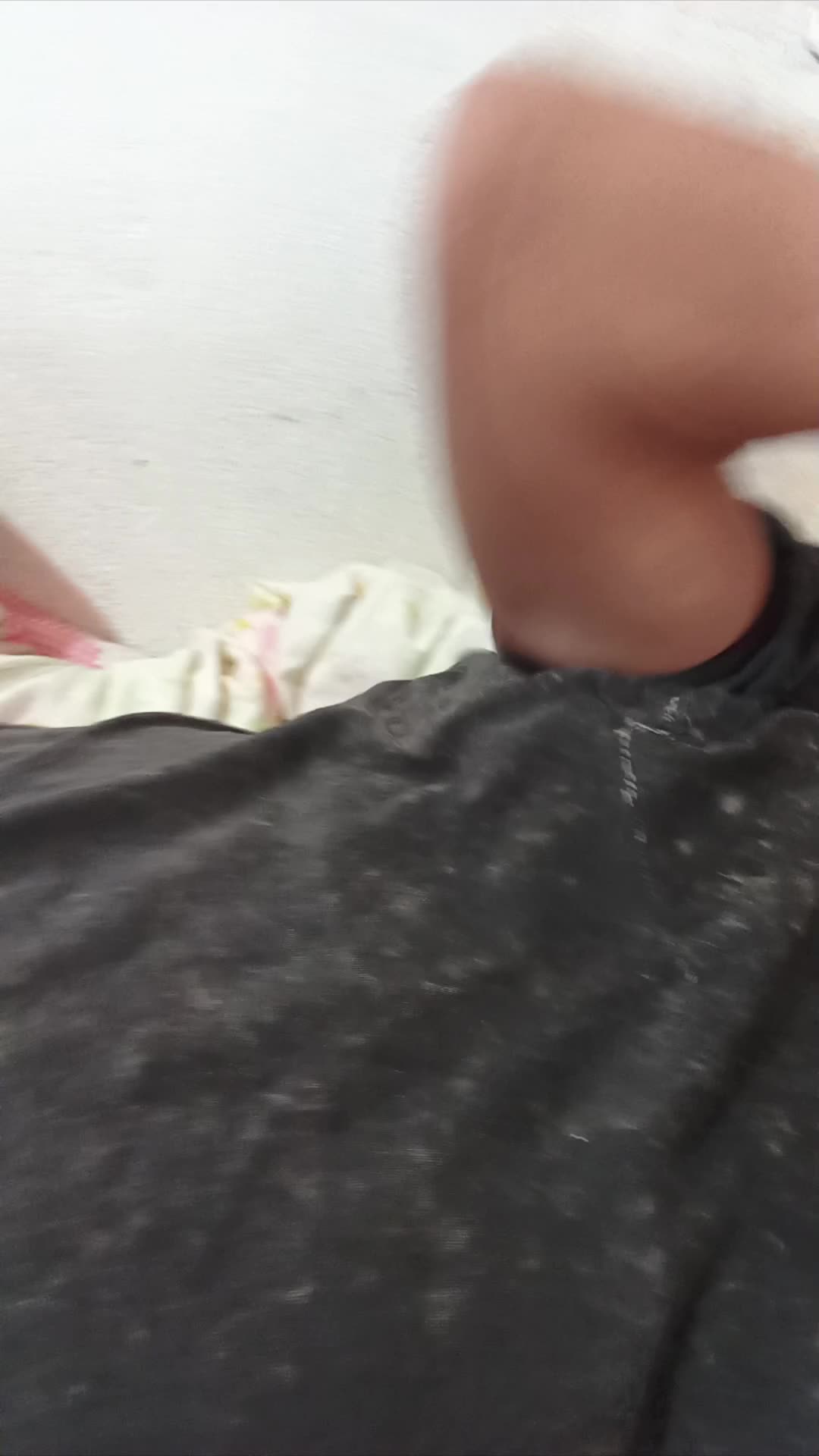 Masturbação em calça jeans com volumão