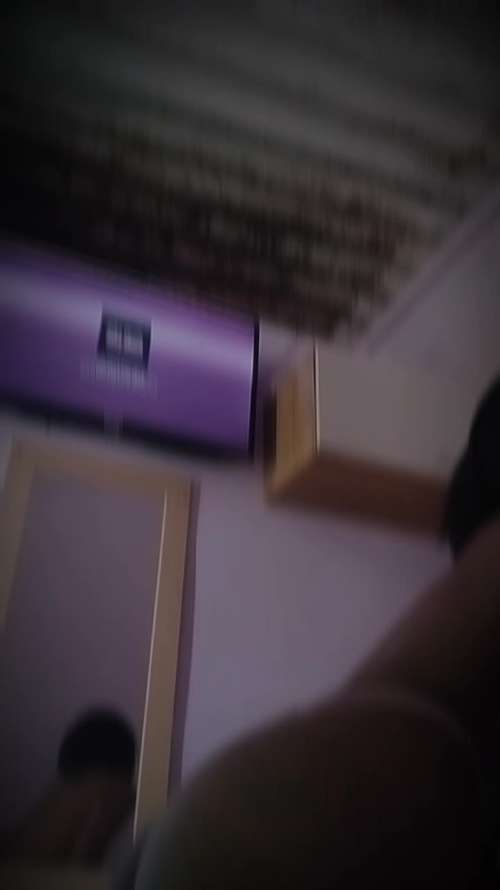 Lety_trans exibindo bunda, calcinha e rebolando