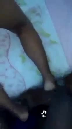 Cena quente com vibrador e anal