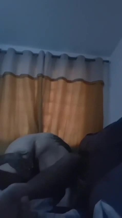 Cena anal caseira e íntima