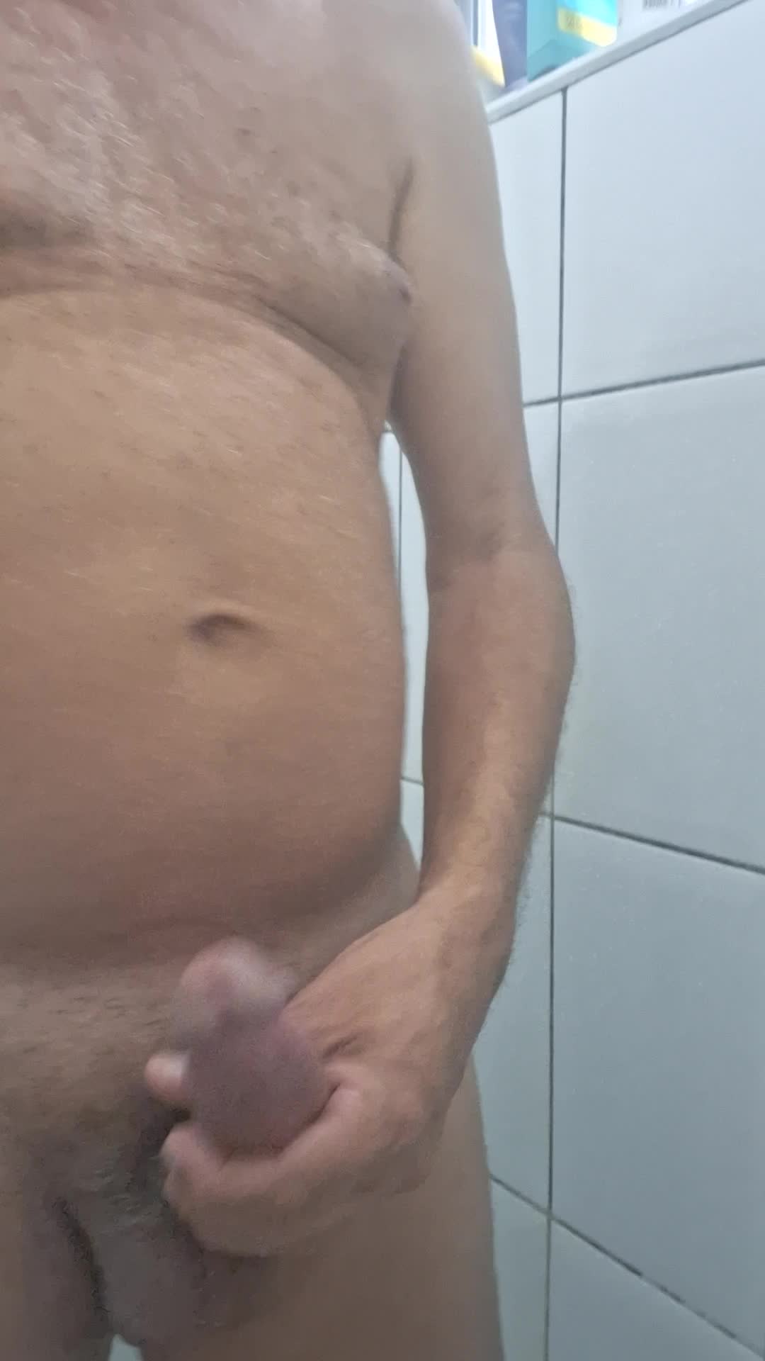 Masturbação com corpo maduro e gostoso