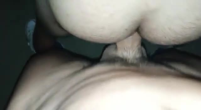 Vídeo sensual com fetiche anal