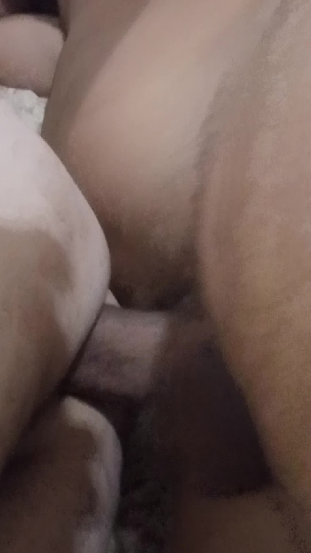 Masturbação e contato íntimo em vídeo sensual
