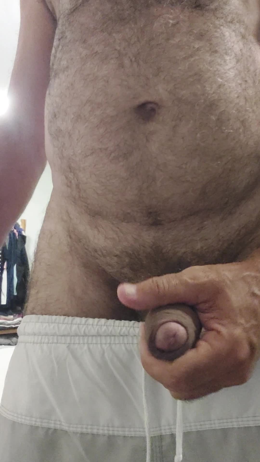 Masturbação solo com pau peludo