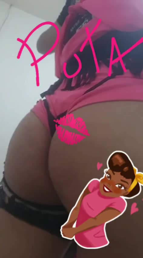 Rebolado sensual e fetiche oral