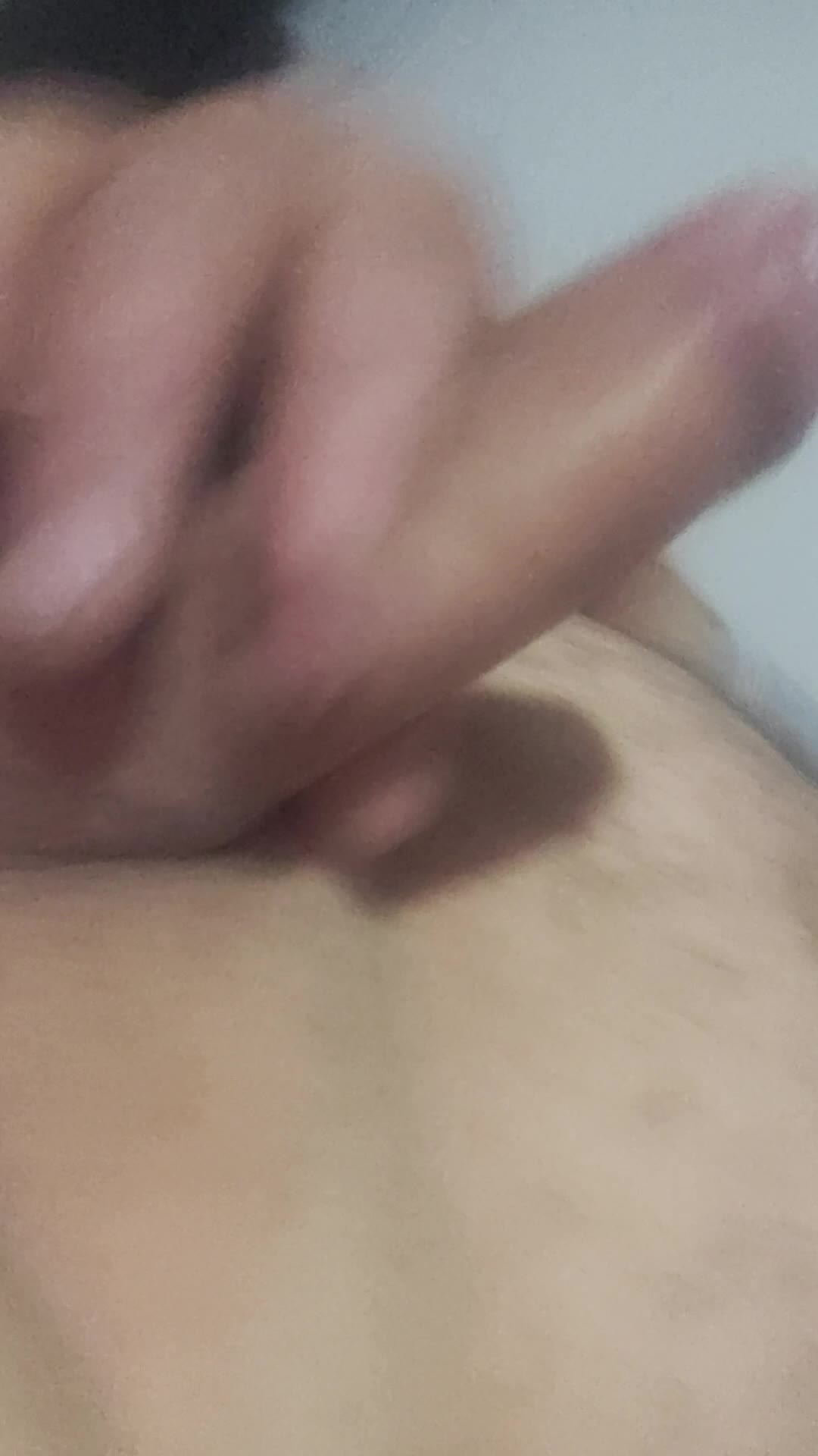 Masturbação intensa e prazer solitário