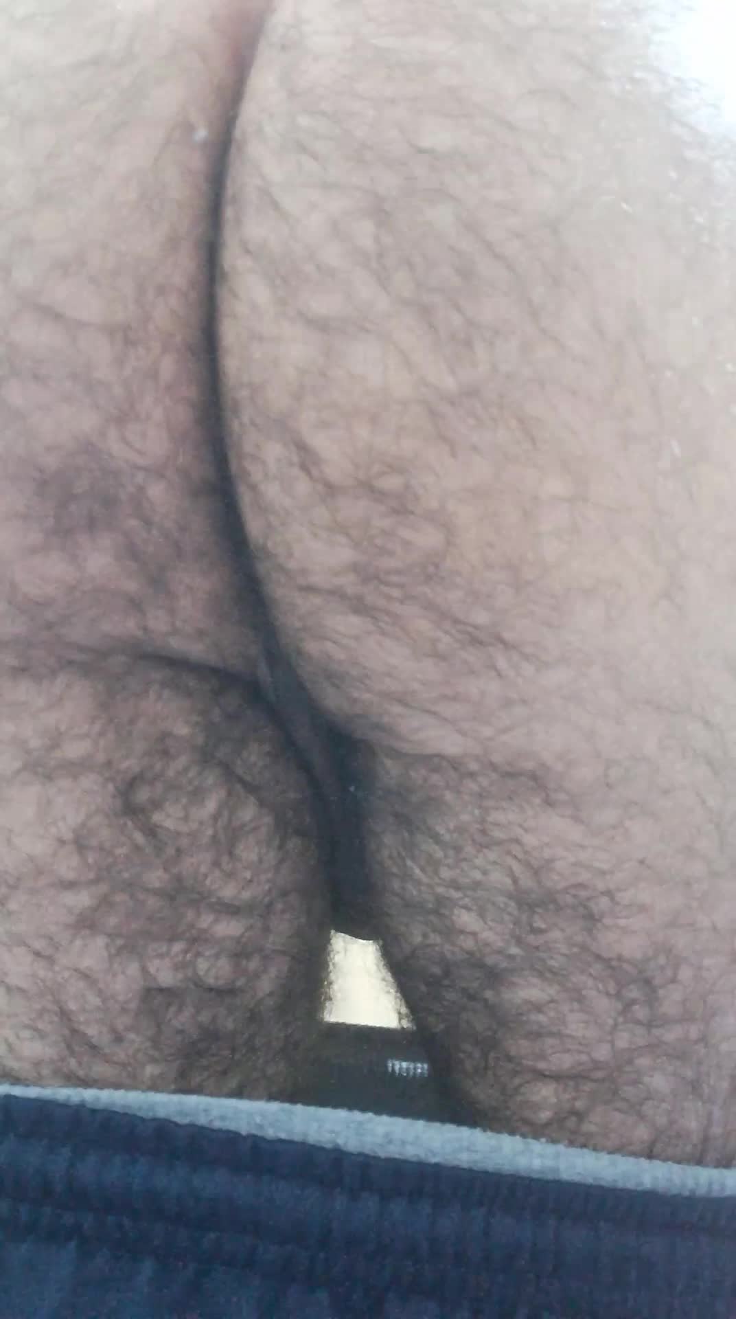 Bunda peluda, pênis grande, masturbação