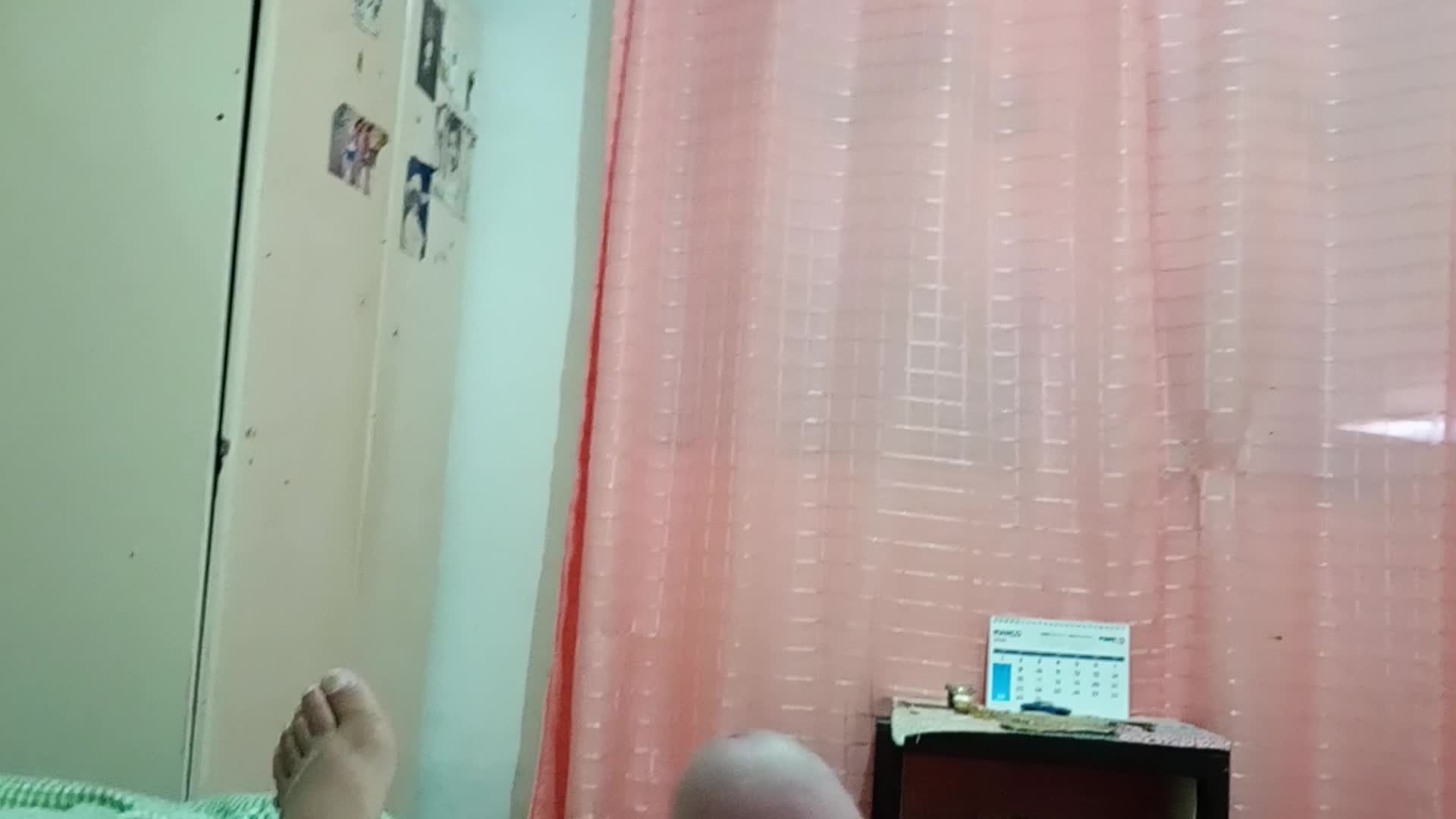 Prazeroso momento com pênis em ereção e masturbação