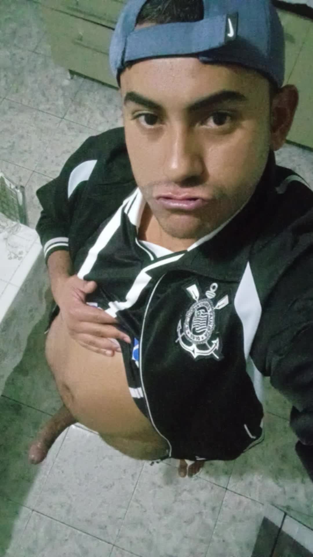 Exibicionismo e nudez masculina